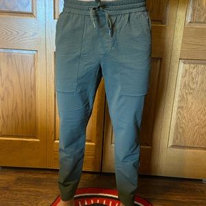 Men’s lululemon pants